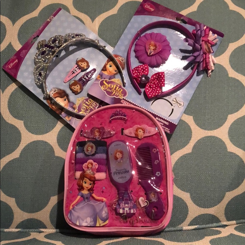 Sofia the First accessory sets with backpack